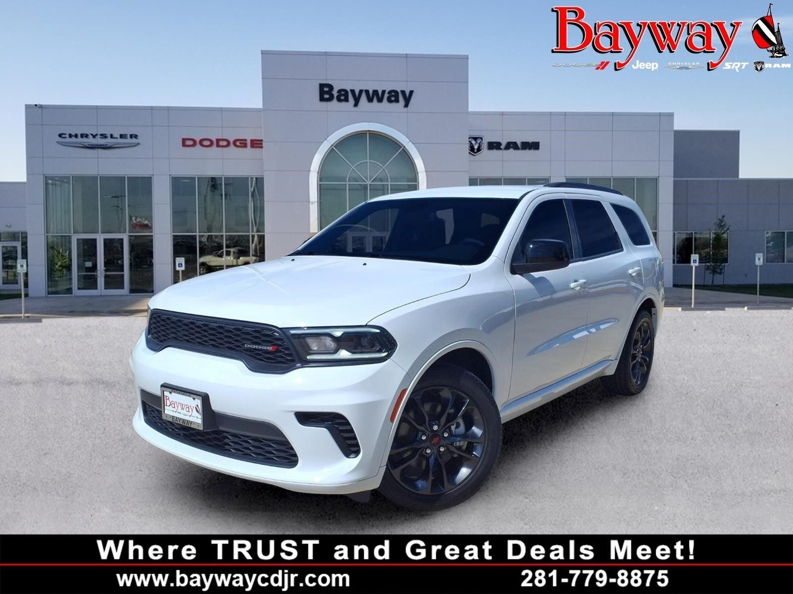 2025 Dodge Durango GT BLACKTOP PKG in White Knuckle Clearcoat — front three-quarter view